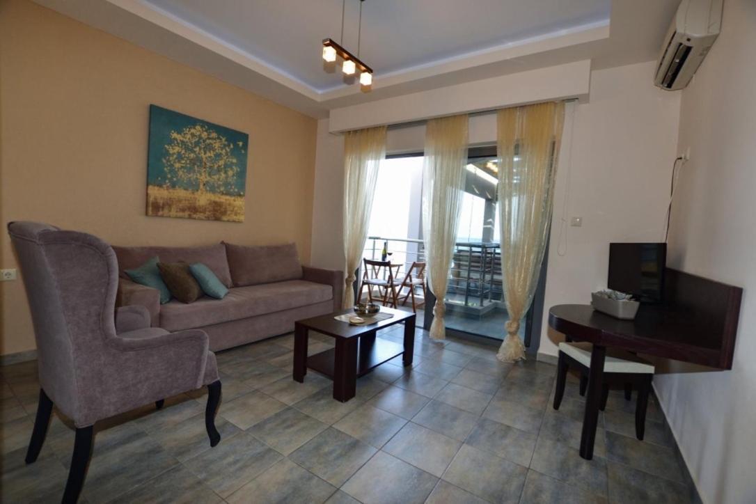 Gonis Suites ปาไลโอโกรา ภายนอก รูปภาพ